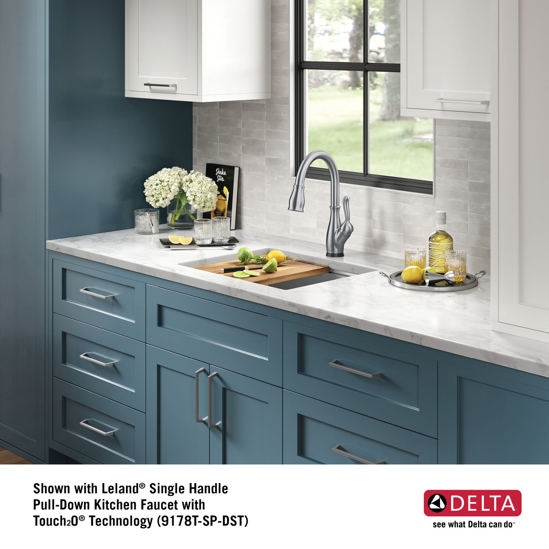 Lavabo de cocina tipo estación de trabajo con un receptáculo de acero inoxidable calibre 16 de 23" de montaje bajo encimera, con reborde WorkFlow™ y accesorios, imagen 15
