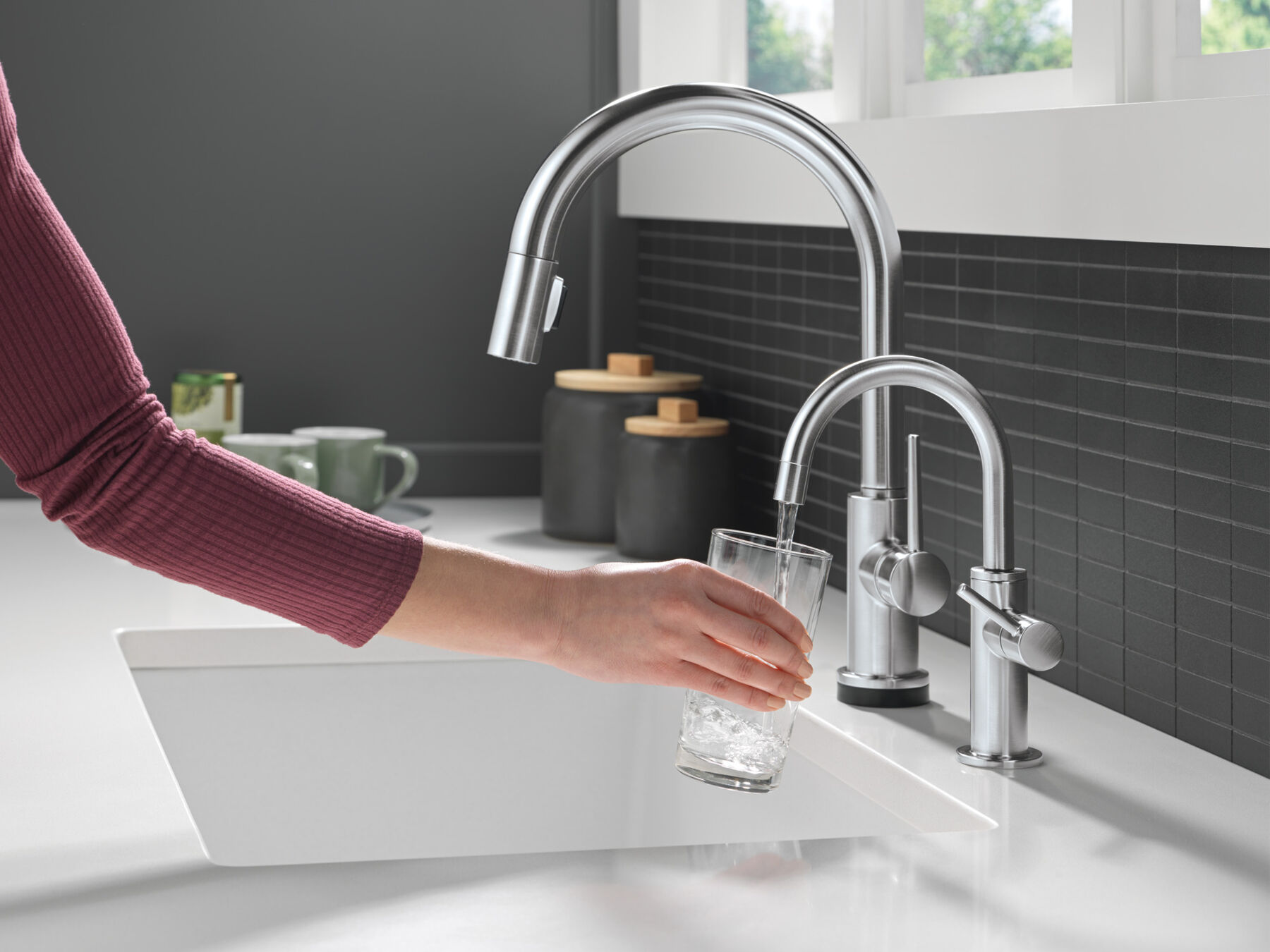 Touch<sub>2</sub>O® Technology Kitchen Faucet with Touchless Technology, image 1
