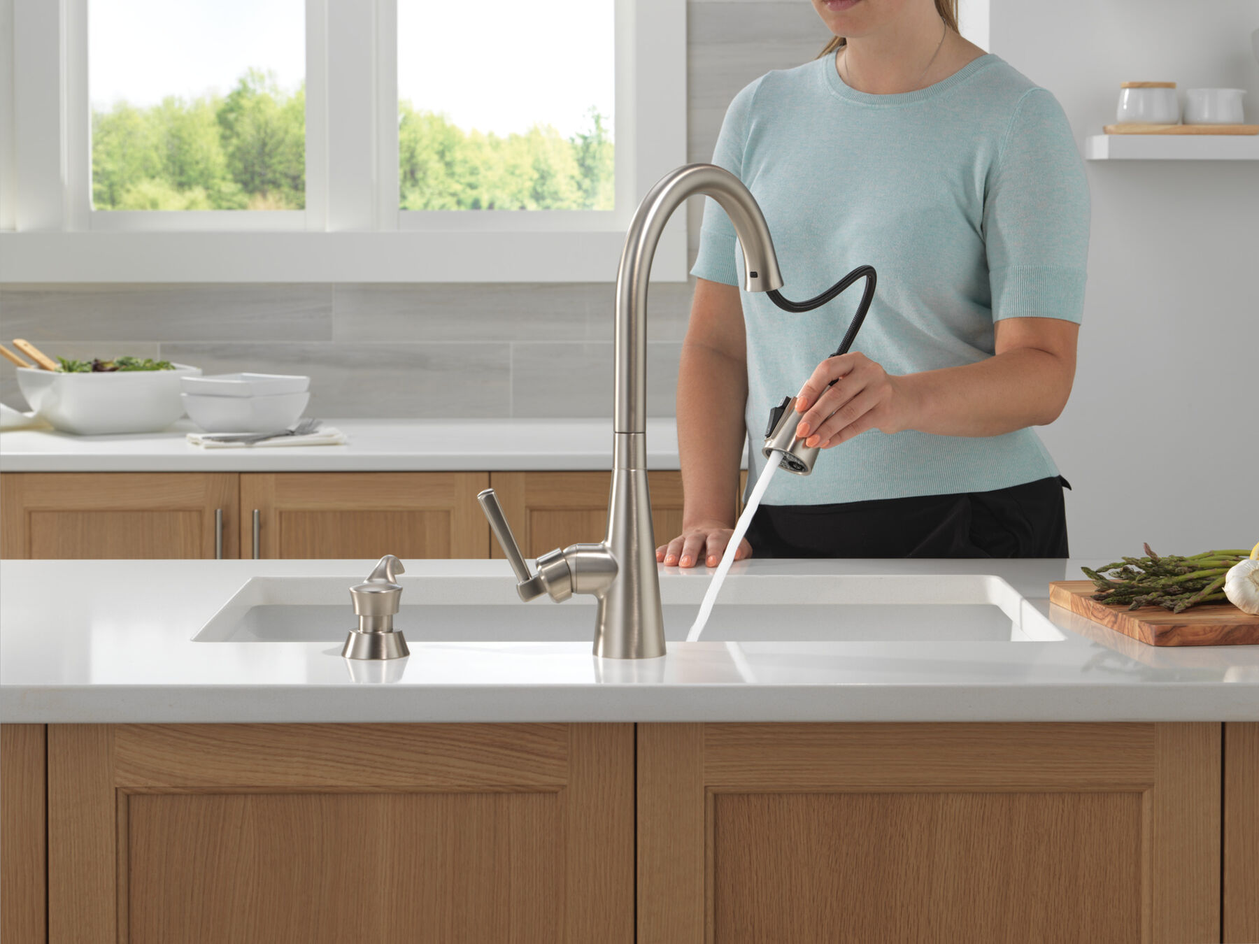 Llave para cocina monomando extensible con dispensador de jabón y tecnología ShieldSpray, imagen 4