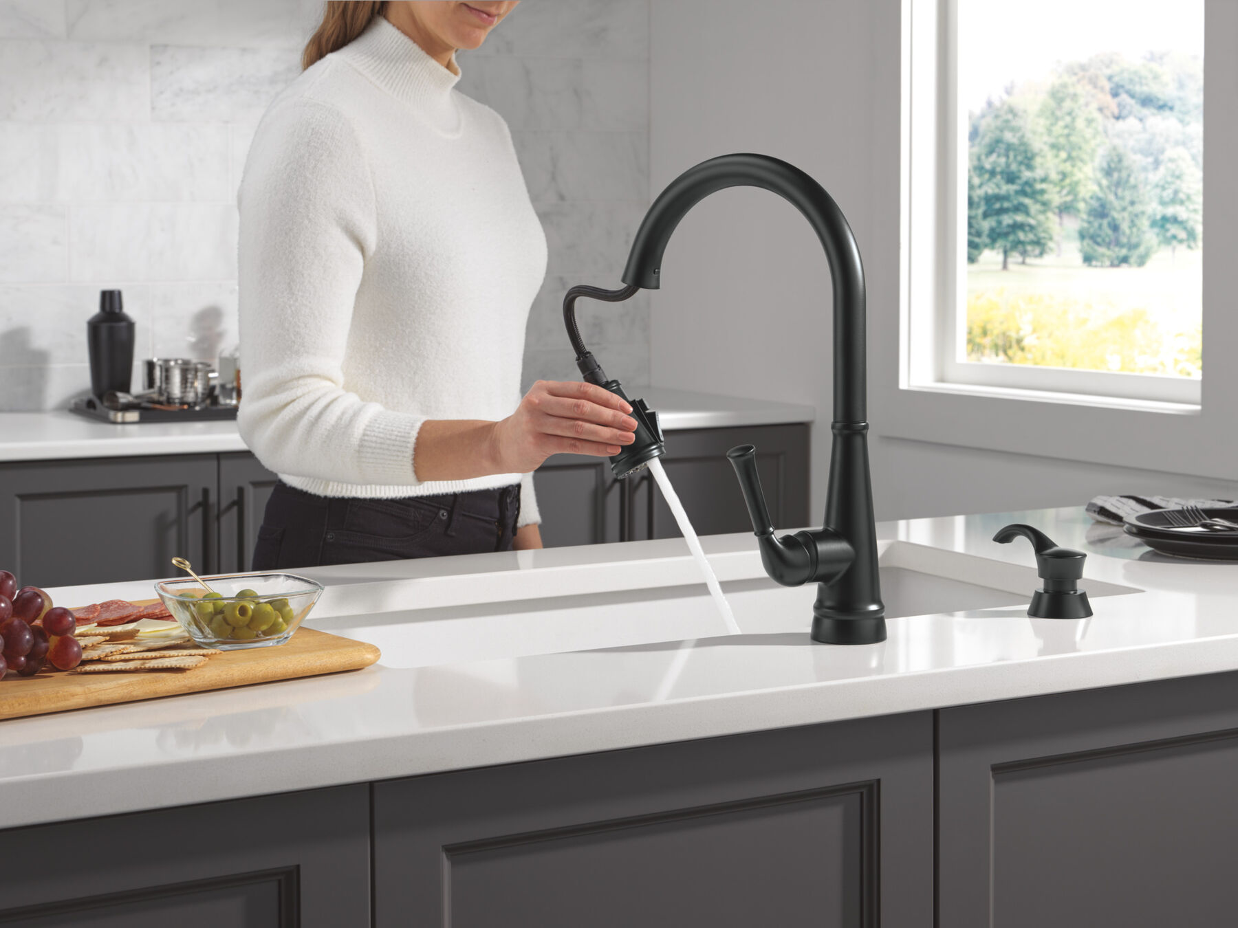 Single Handle Kitchen Pull-Down Faucet w/ Soap Dispenser, image 4