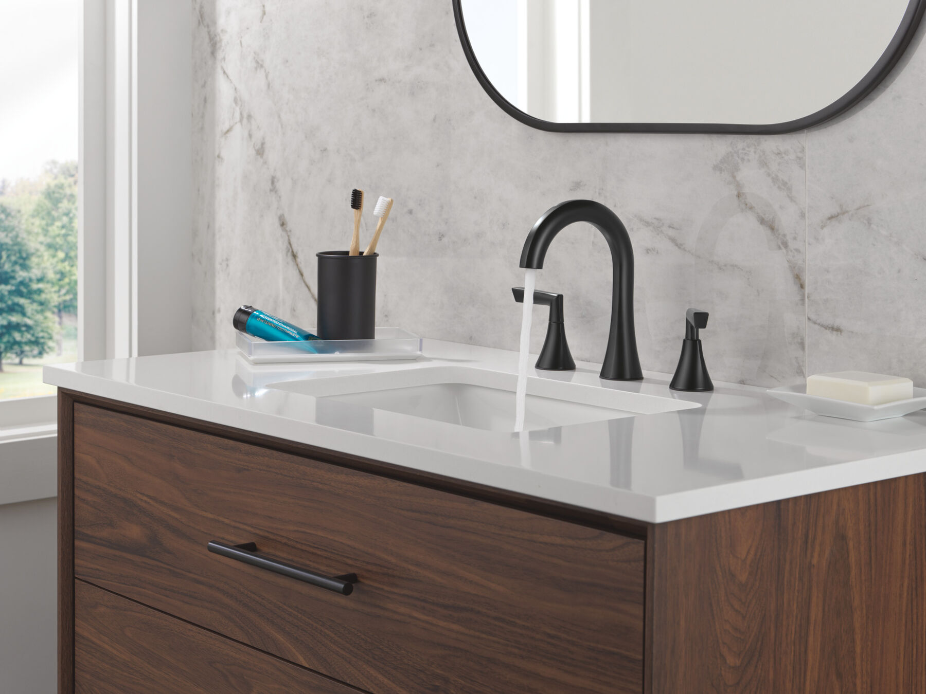 Llave para baño de extensión con dos manijas, imagen 3
