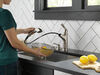 Llave extensible para cocina de una manija con dispensador de jabón