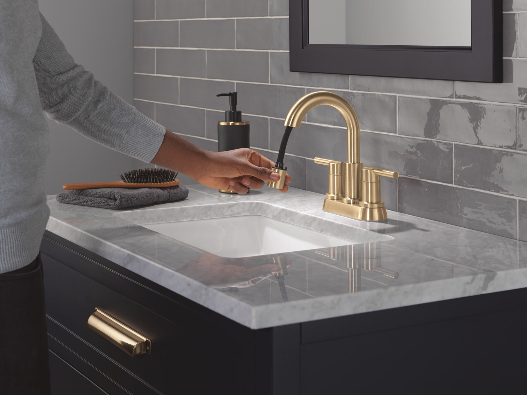 Llave para baño extensible de combinación de dos manijas, imagen 3