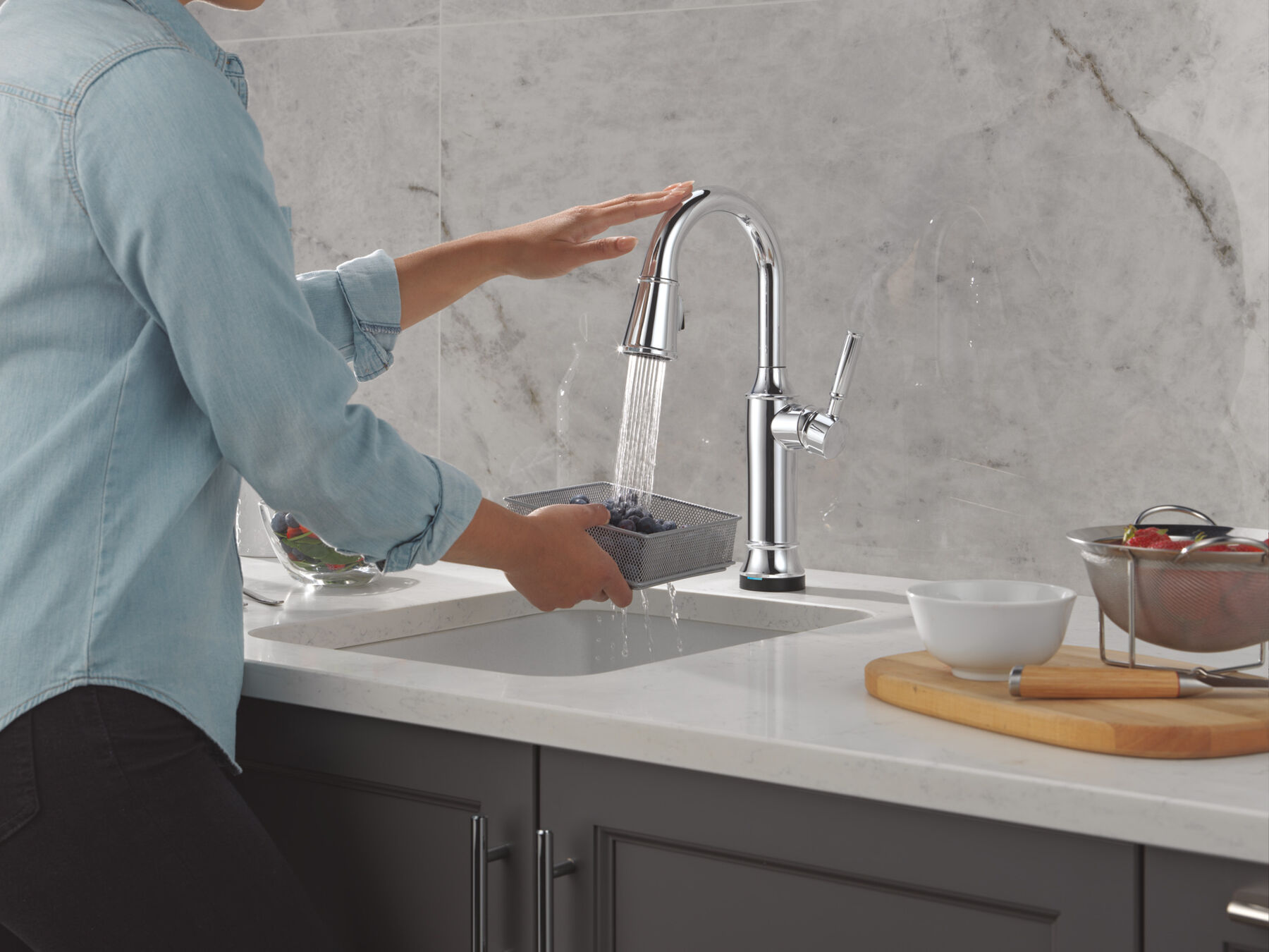 Touch2O® Bar / Prep Faucet with Touchless Technology, image 7