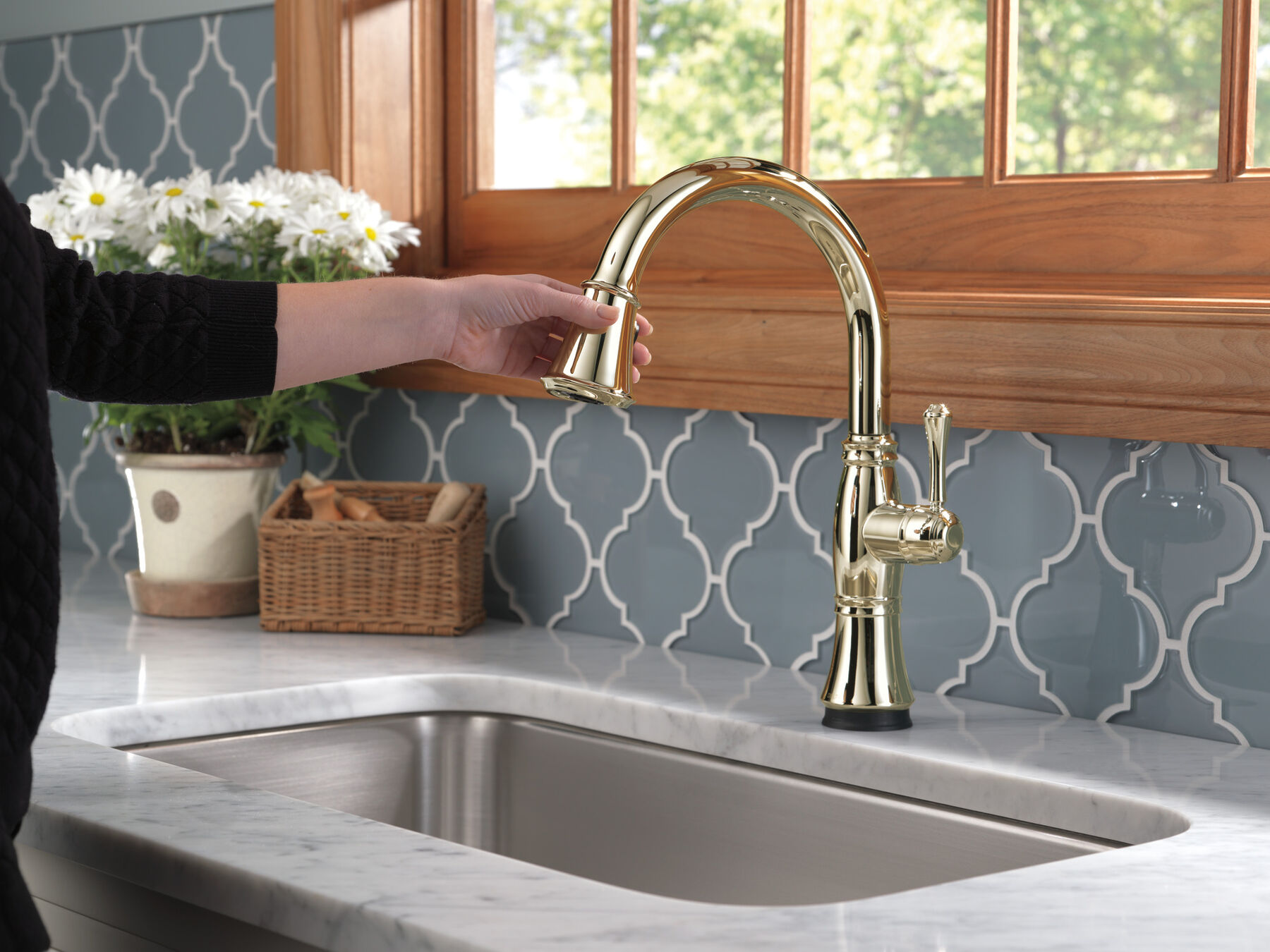 Llave para cocina monomando extensible con tecnologías Touch<sub>2</sub>O® y ShieldSpray®, imagen 8