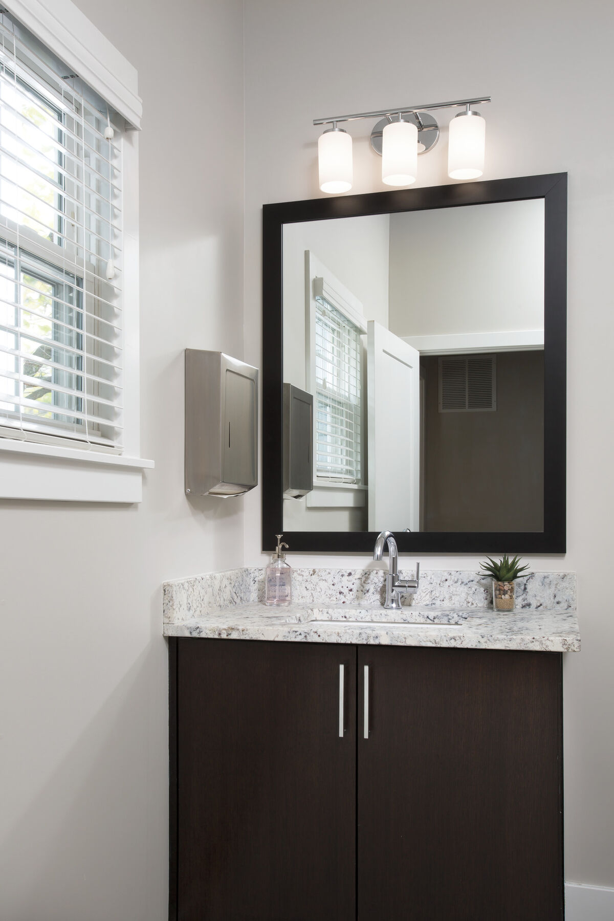 Llave para baño monomando con arco elevado, imagen 4