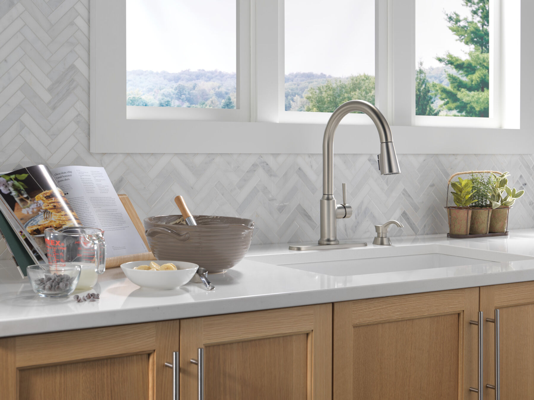 Llave para cocina monomando extensible con dispensador de jabón y tecnología ShieldSpray®, imagen 2
