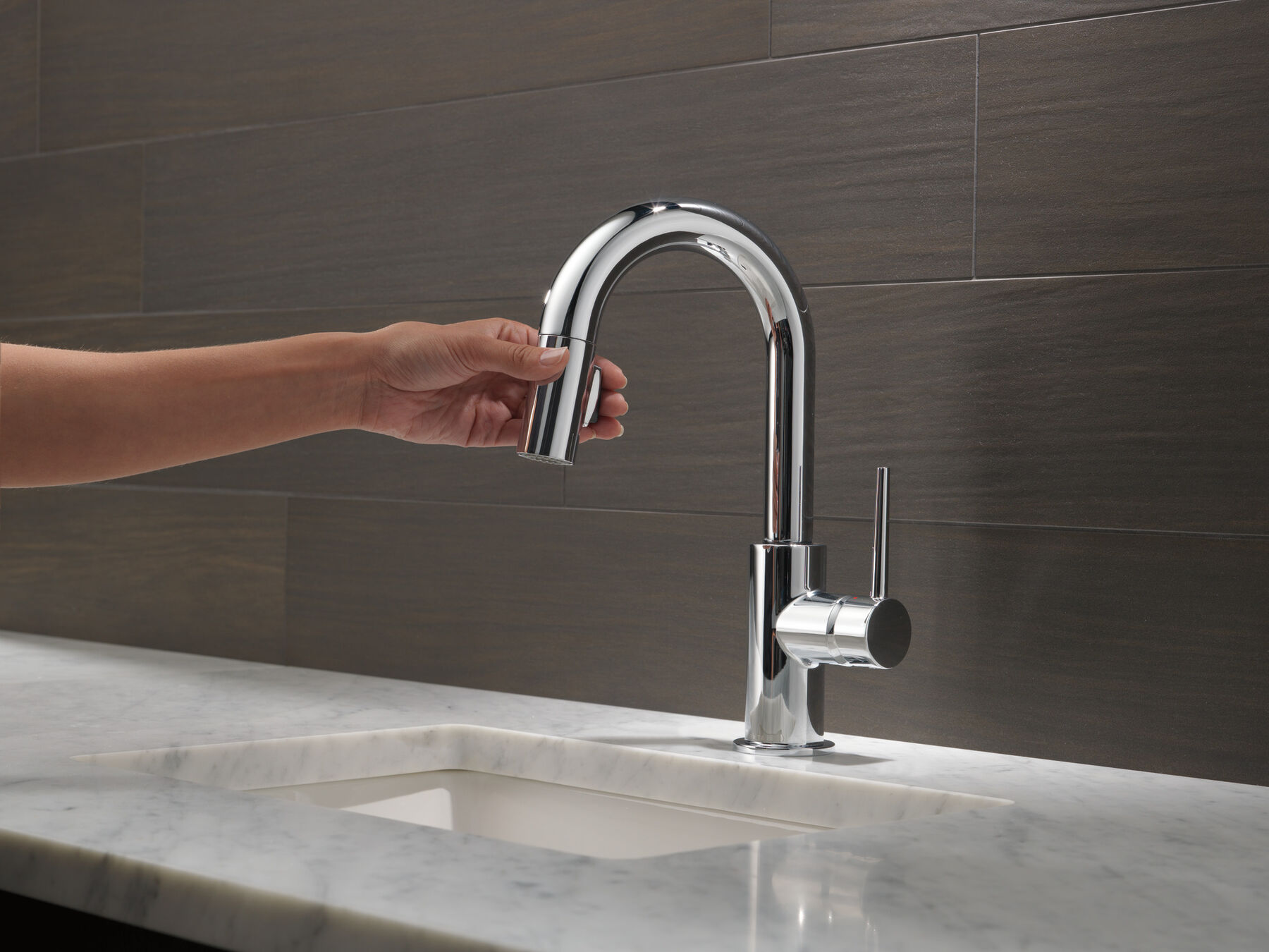 Llave para barra/encimera de cocina monomando extensible, giro limitado, imagen 3