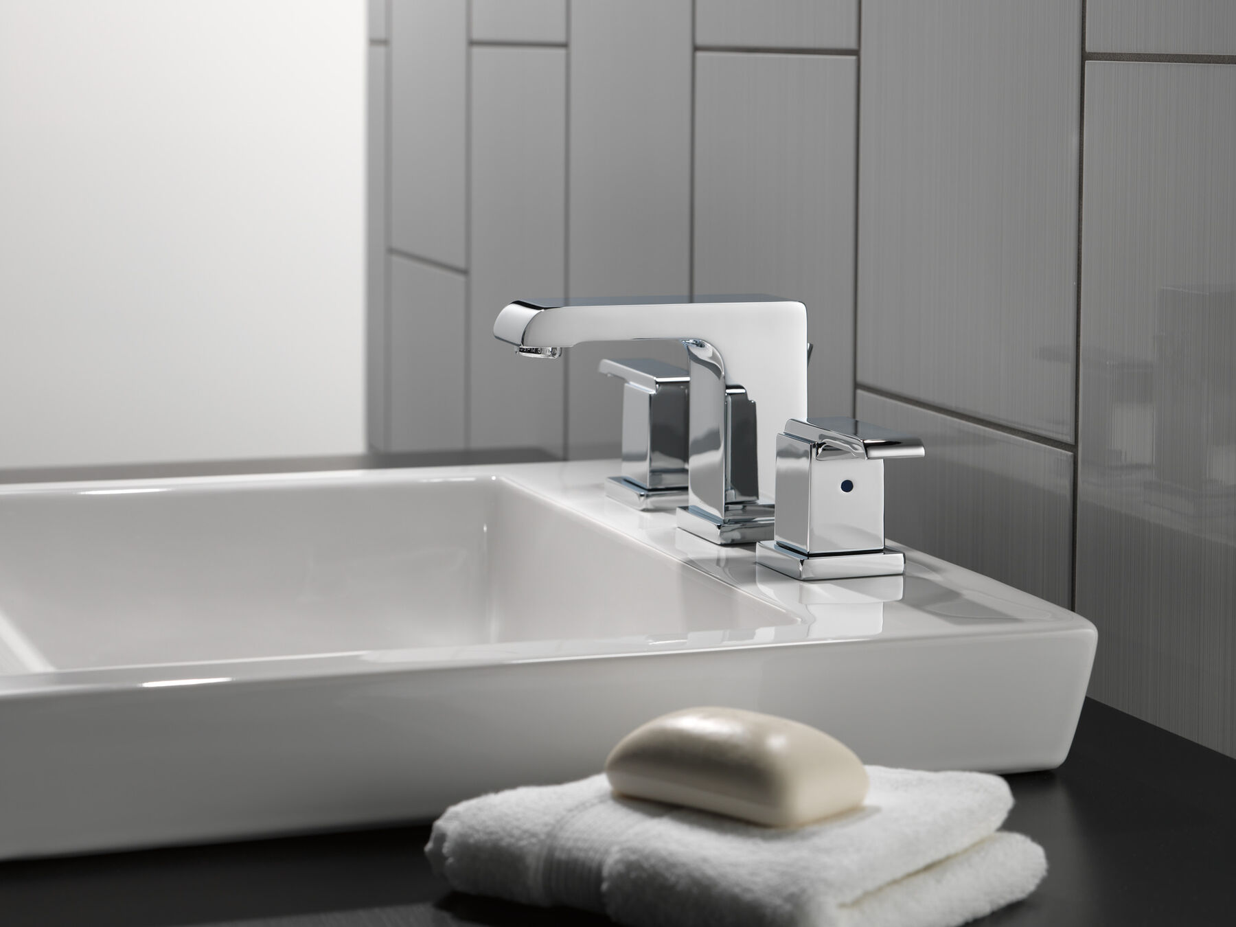 Llave para baño de extensión con dos manijas, imagen 1