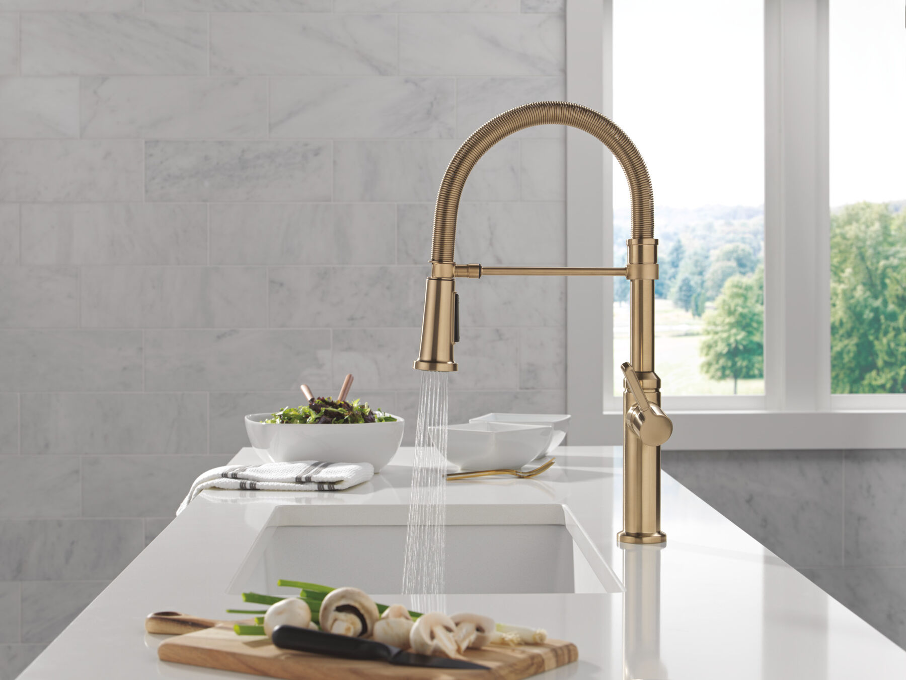 Single Handle Pull-Down Spring Kitchen Faucet, image 9