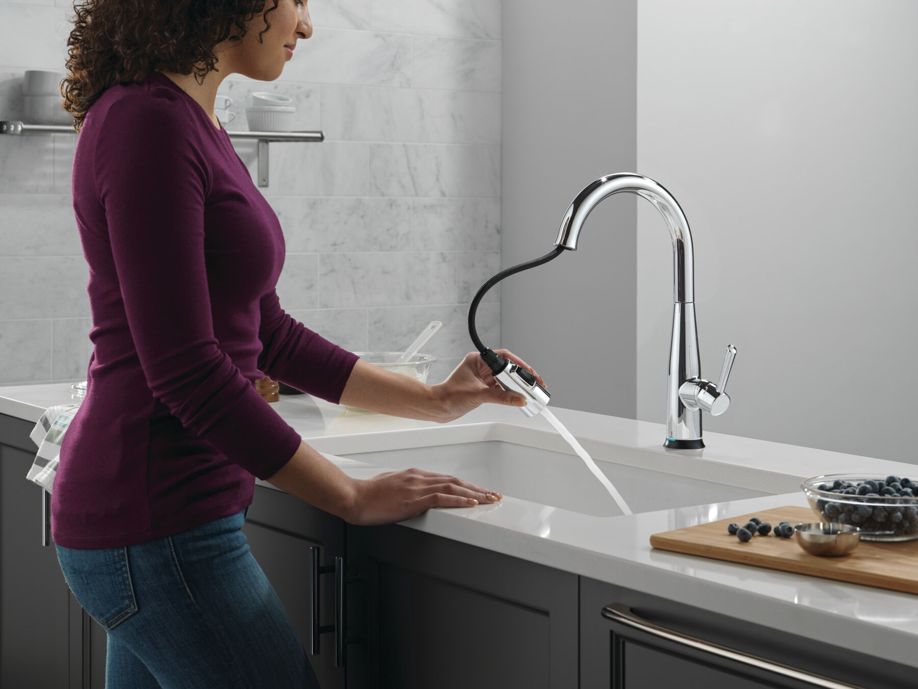 Touch<sub>2</sub>O® Technology Kitchen Faucet with Touchless Technology, image 5