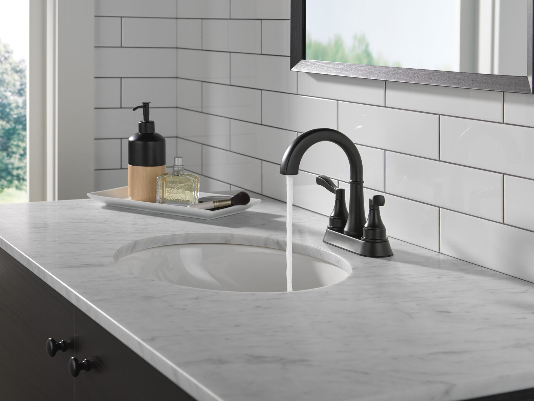 Llave para baño de combinación con dos manijas, imagen 3
