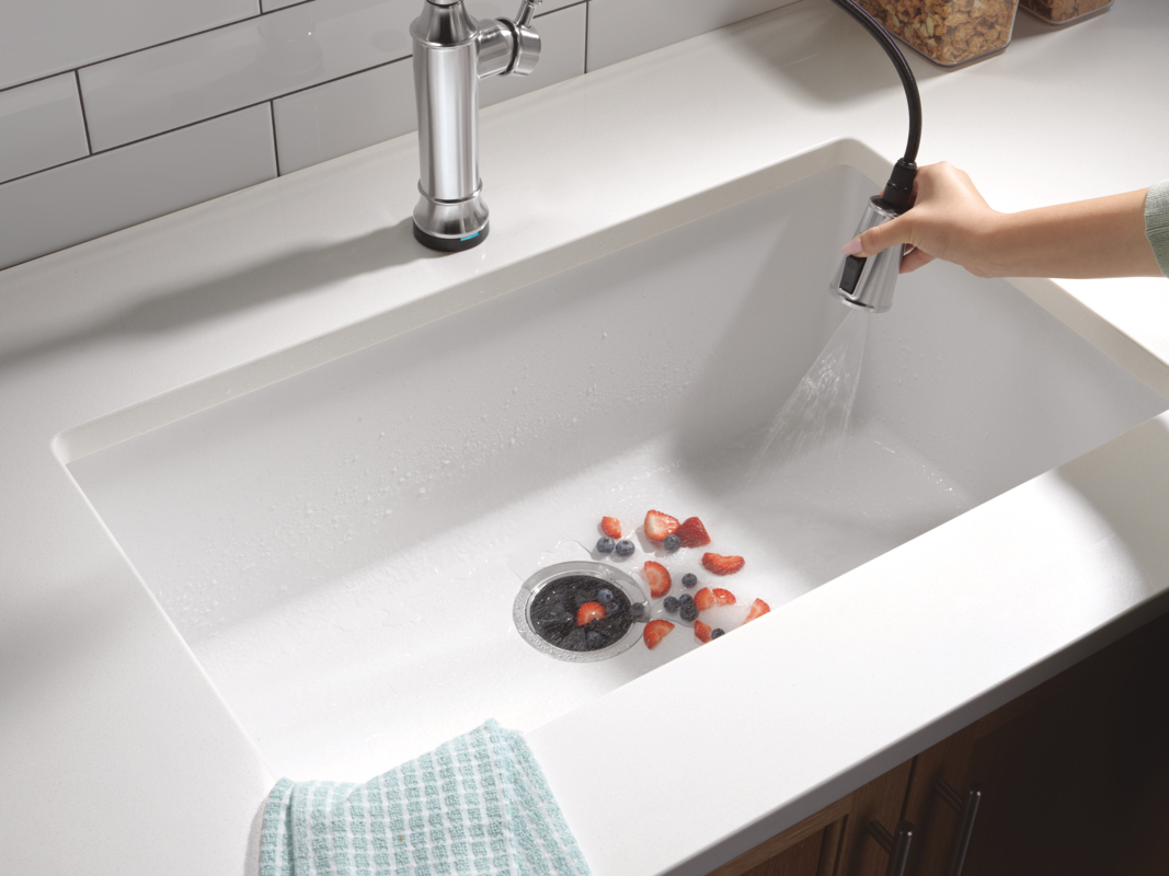 9684tl ar pr dst model water 06 maxwidth 1200 maxheight 800 ppi 72 quality 100