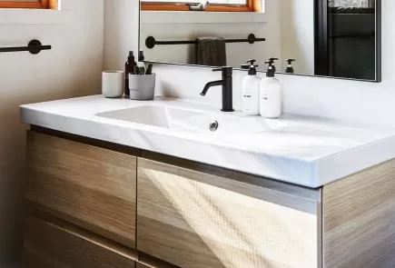 tocador de baño elegante y moderno